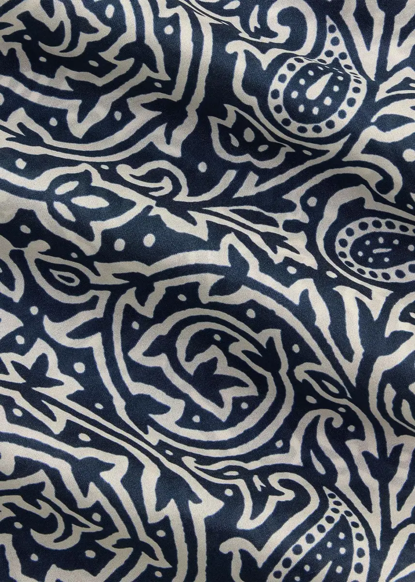 Ralph Lauren Purple Label Men's Print Silk Neckerchief | Thumbnail 4 Ralph Lauren Purple Label Men's Print Silk Neckerchief | Thumbnail 4