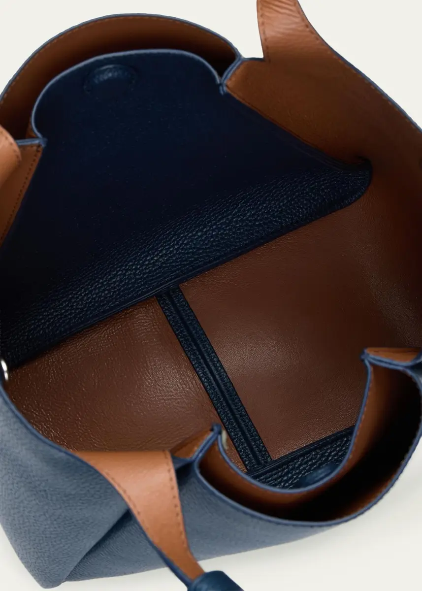 WE-AR4 The Trapeze Bucket 28 Bag | Thumbnail 3 WE-AR4 The Trapeze Bucket 28 Bag | Thumbnail 3