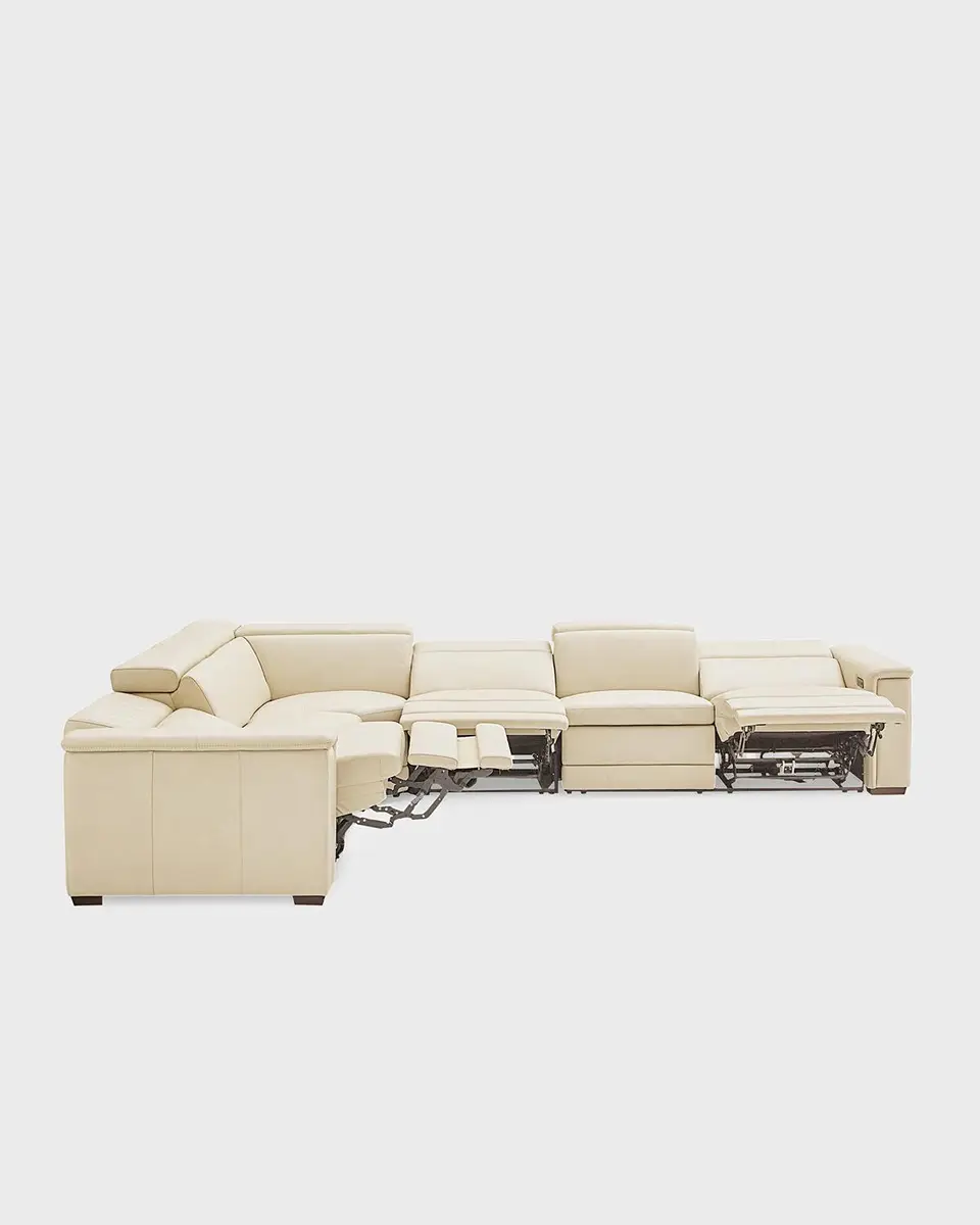 Bernhardt Lioni 4-Piece Power-Motion Sectional | Thumbnail 5 Bernhardt Lioni 4-Piece Power-Motion Sectional | Thumbnail 5