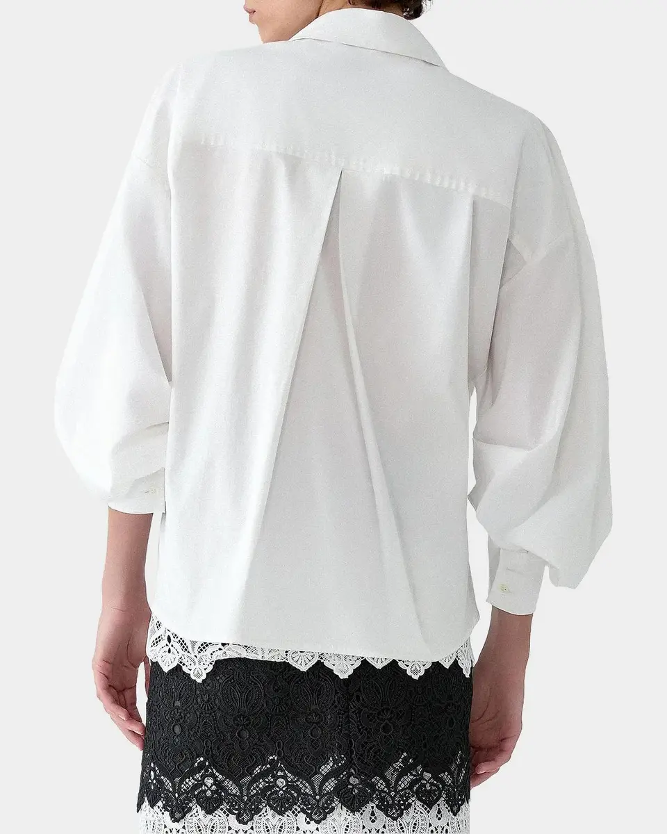 Carolina Herrera Clara Puff-Sleeve Cotton Poplin Button-Down Shirt | Thumbnail 4 Carolina Herrera Clara Puff-Sleeve Cotton Poplin Button-Down Shirt | Thumbnail 4