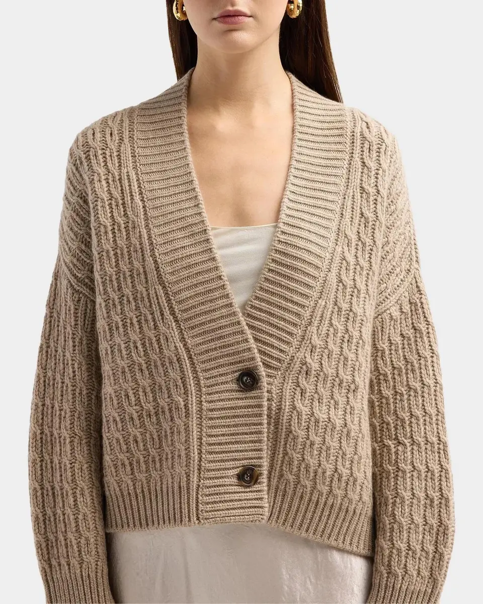 Malo Anna Cashmere Cable-Knit V-Neck Cardigan | Thumbnail 5 Malo Anna Cashmere Cable-Knit V-Neck Cardigan | Thumbnail 5