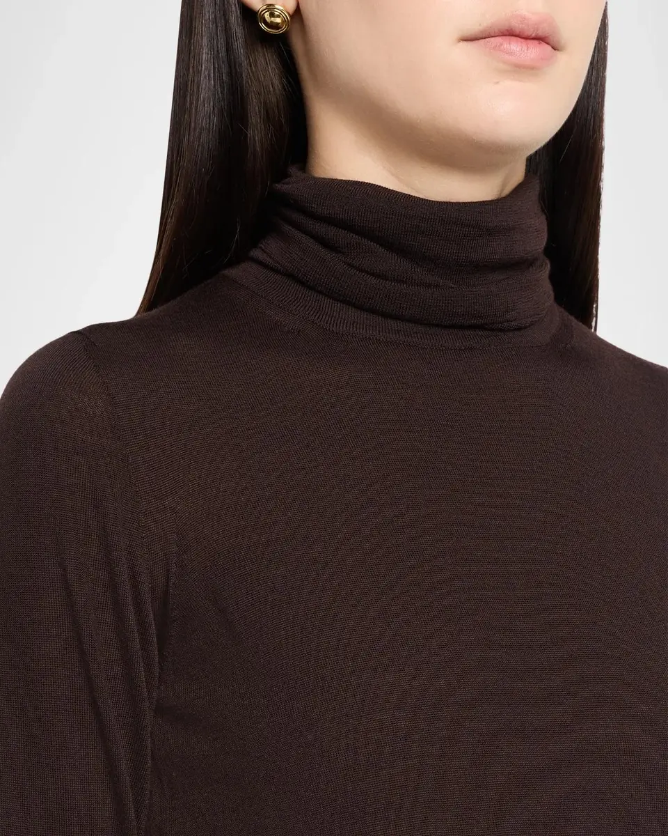 Max Mara Turtleneck Wool Long-Sleeve Sweater | Thumbnail 5 Max Mara Turtleneck Wool Long-Sleeve Sweater | Thumbnail 5