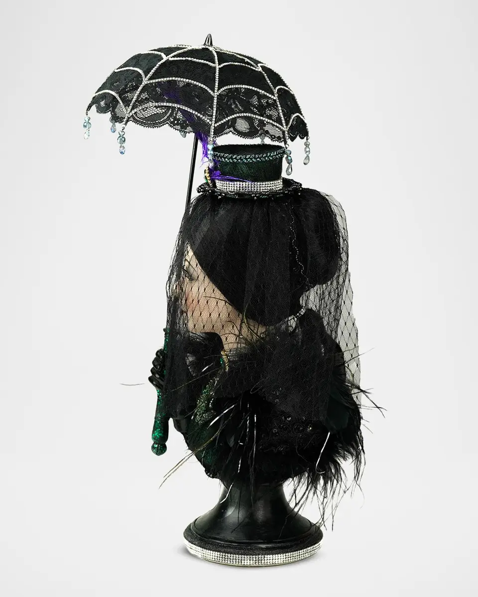 Katherine 's Collection Lady Emeralda Evermourn Bust Halloween Decor | Thumbnail 4 Katherine 's Collection Lady Emeralda Evermourn Bust Halloween Decor | Thumbnail 4