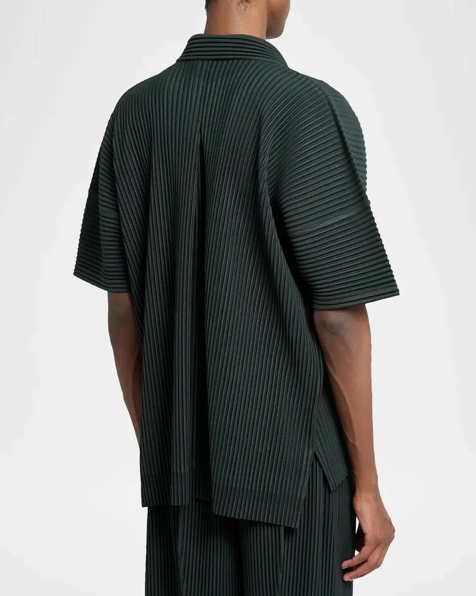 Homme Plissé Issey Miyake Men's Pleated Short-Sleeve Shirt | Thumbnail 3