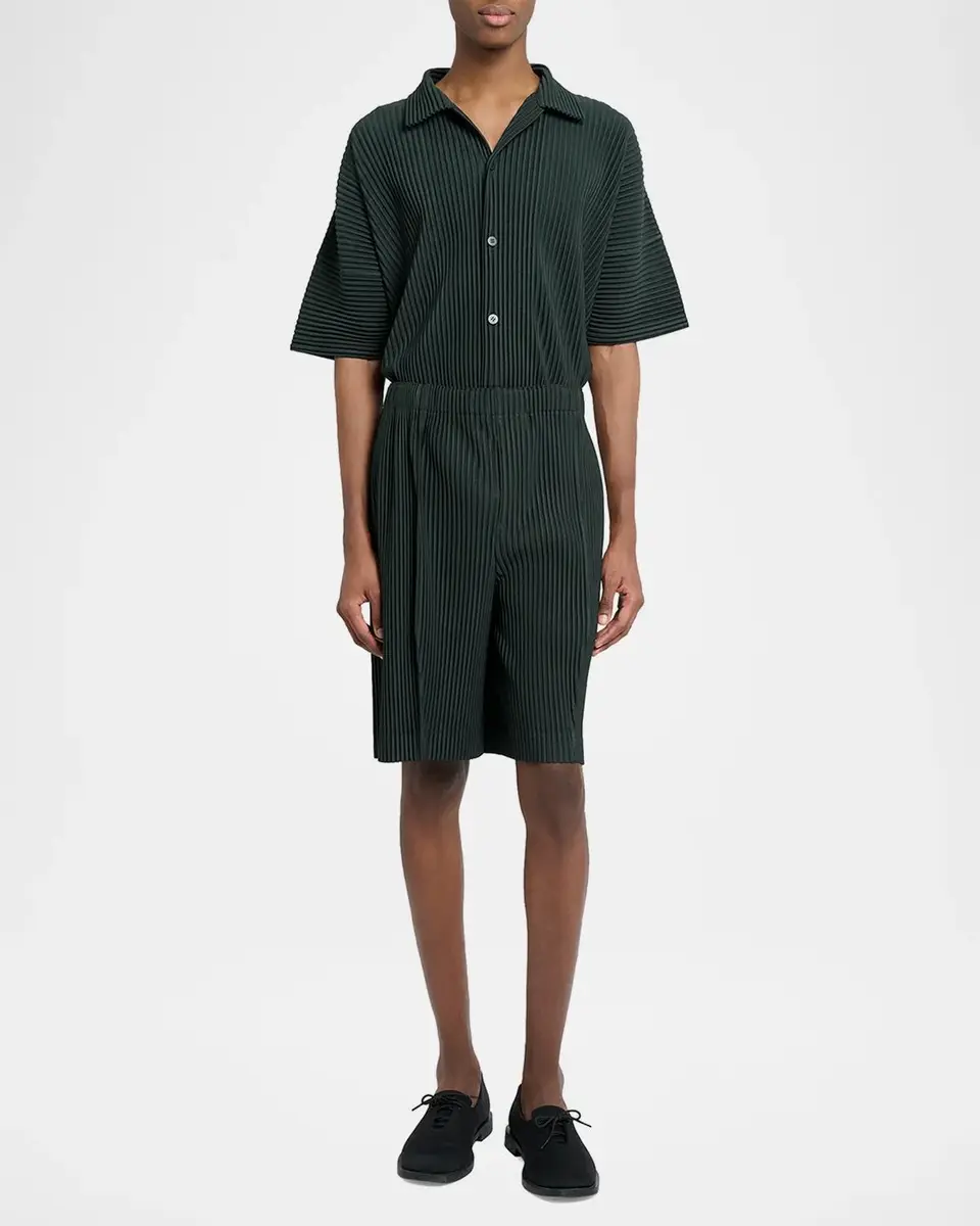 Homme Plissé Issey Miyake Men's Lace Grid Pleated Shorts | Thumbnail 2 Homme Plissé Issey Miyake Men's Lace Grid Pleated Shorts | Thumbnail 2