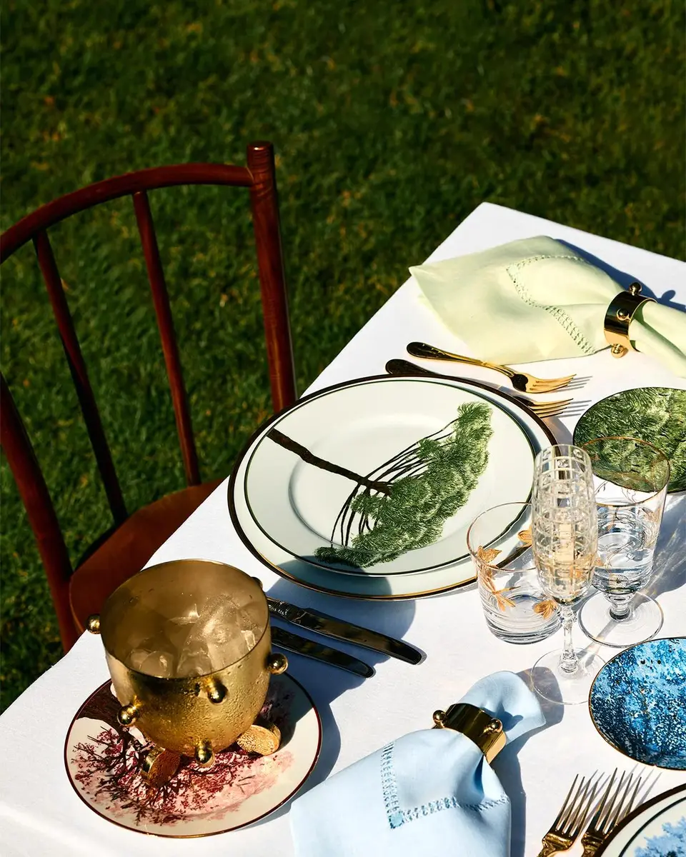 Tania Bulhoes 4-Piece Botanical Plate Set | Thumbnail 6