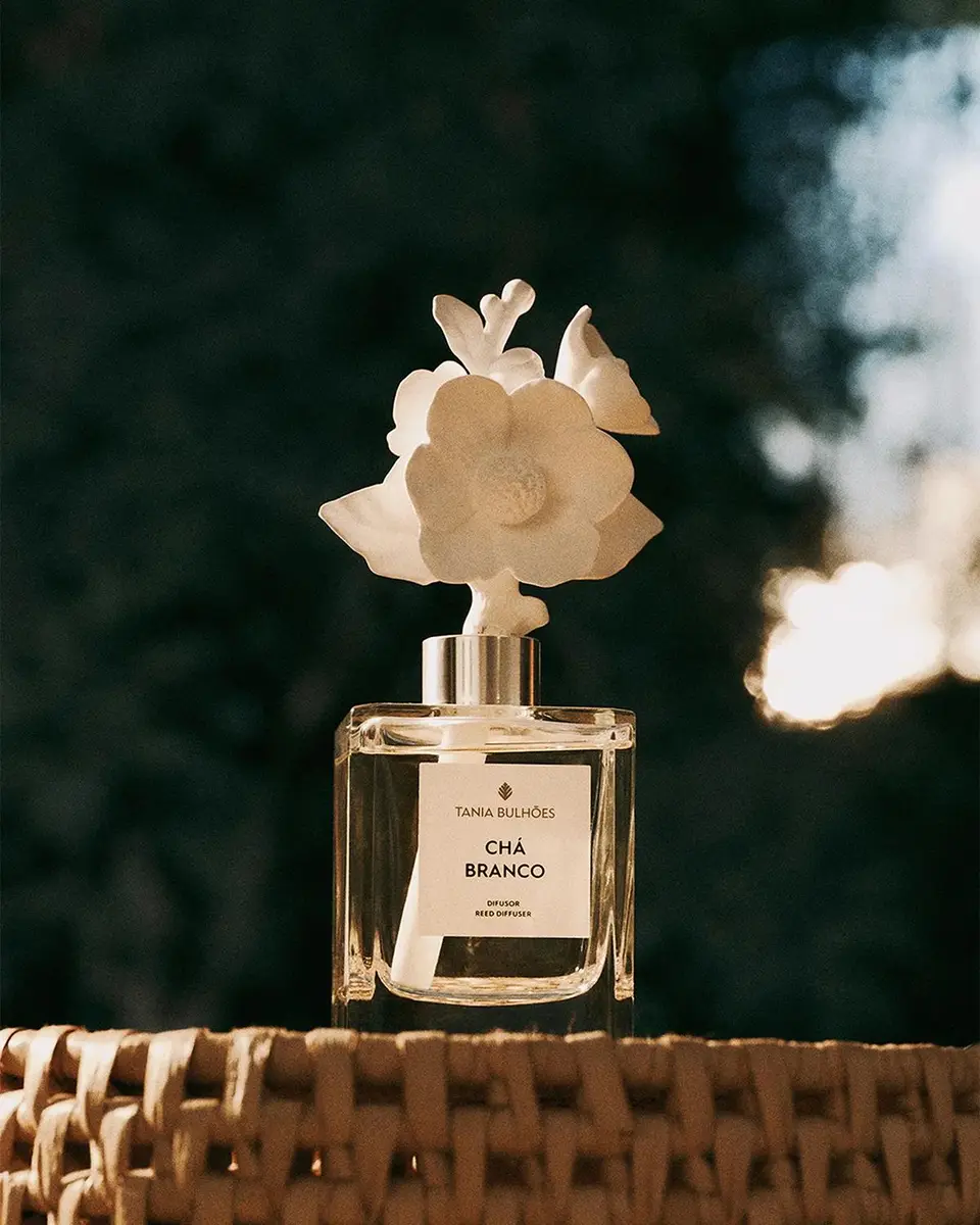 Tania Bulhoes Camelia Chá Branco Reed Diffuser | Thumbnail 3