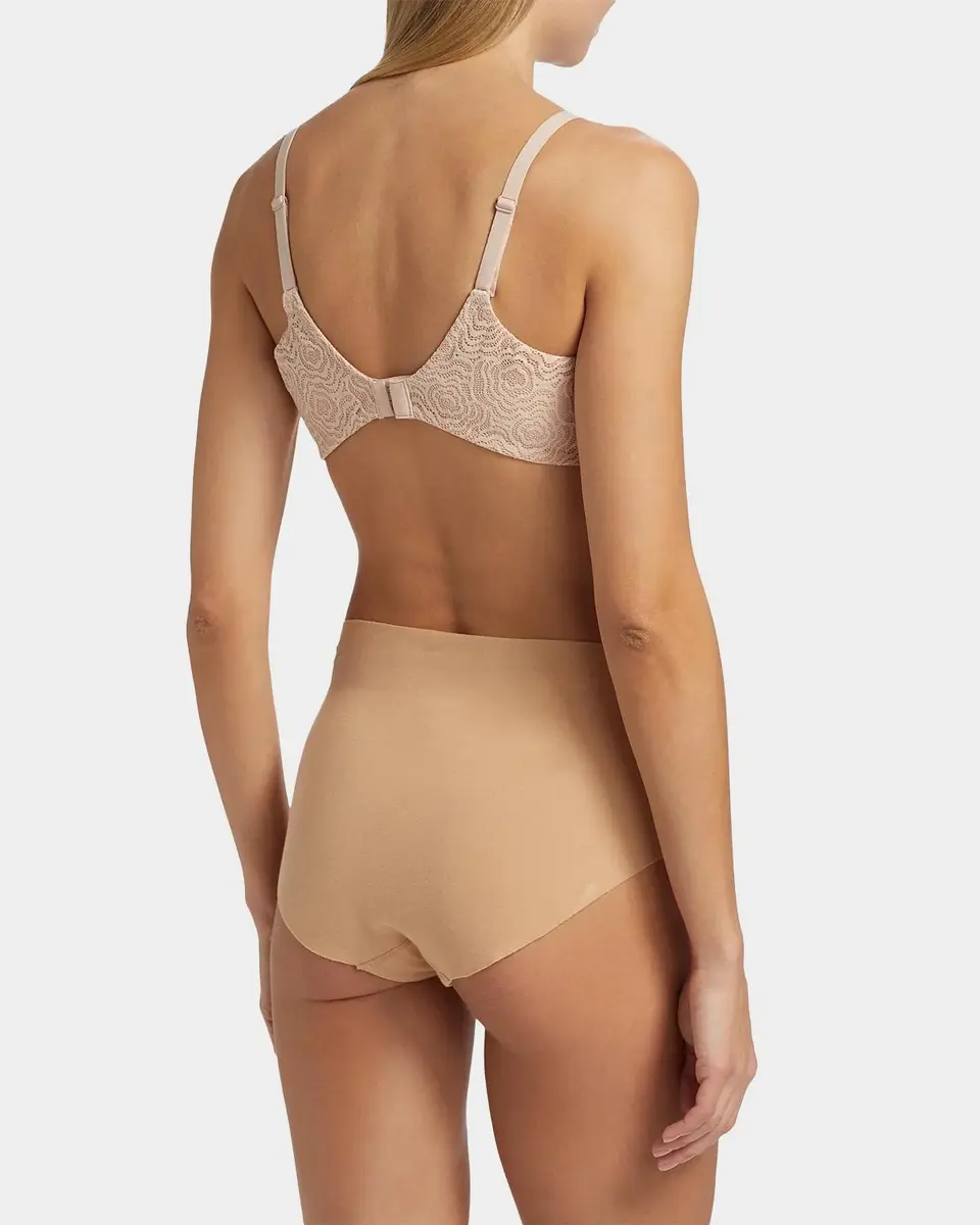 Chantelle C Jolie Lace-Back T-Shirt Bra | Thumbnail 3