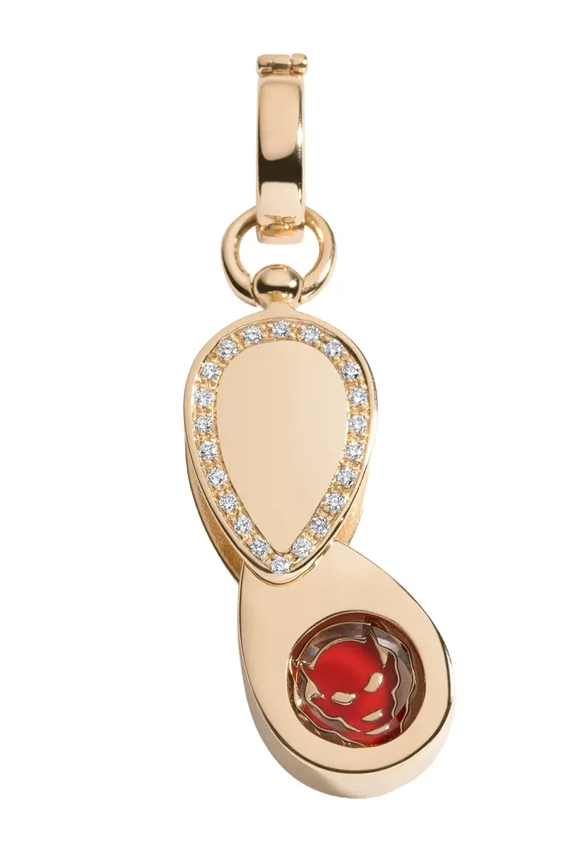 MINED AND FOUND Quartz Diamond Focus Loupe Pendant | Thumbnail 2 MINED AND FOUND Quartz Diamond Focus Loupe Pendant | Thumbnail 2