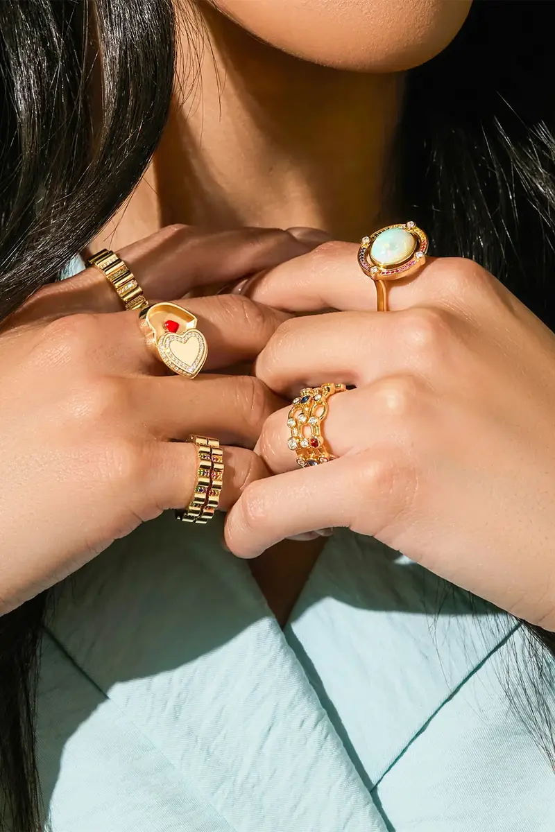 MINED AND FOUND Diamond Heart Locket Signet Ring | Thumbnail 2 MINED AND FOUND Diamond Heart Locket Signet Ring | Thumbnail 2