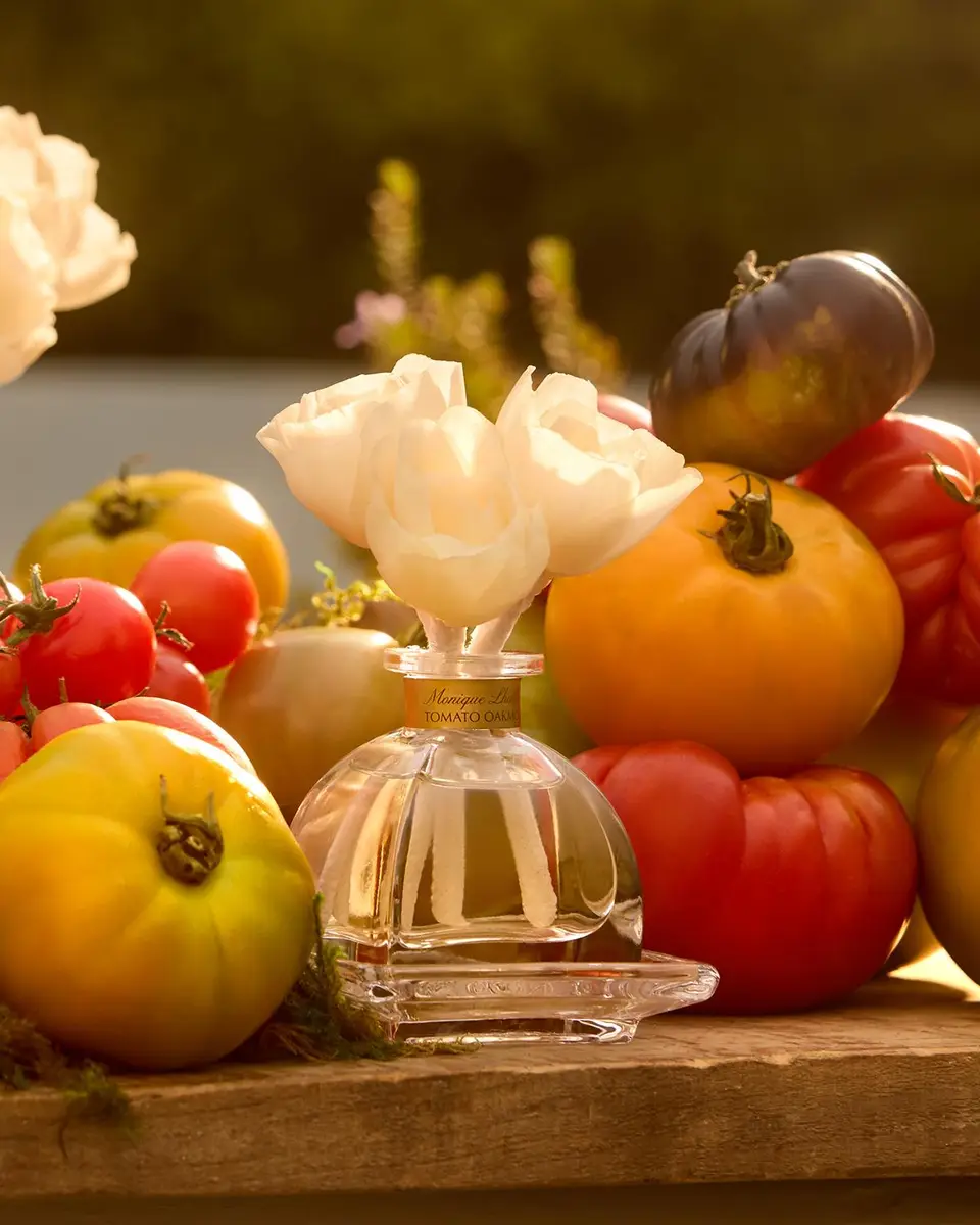 Agraria Monique Lhuillier PetiteEssence Tomato Oakmoss Diffuser | Thumbnail 4 Agraria Monique Lhuillier PetiteEssence Tomato Oakmoss Diffuser | Thumbnail 4