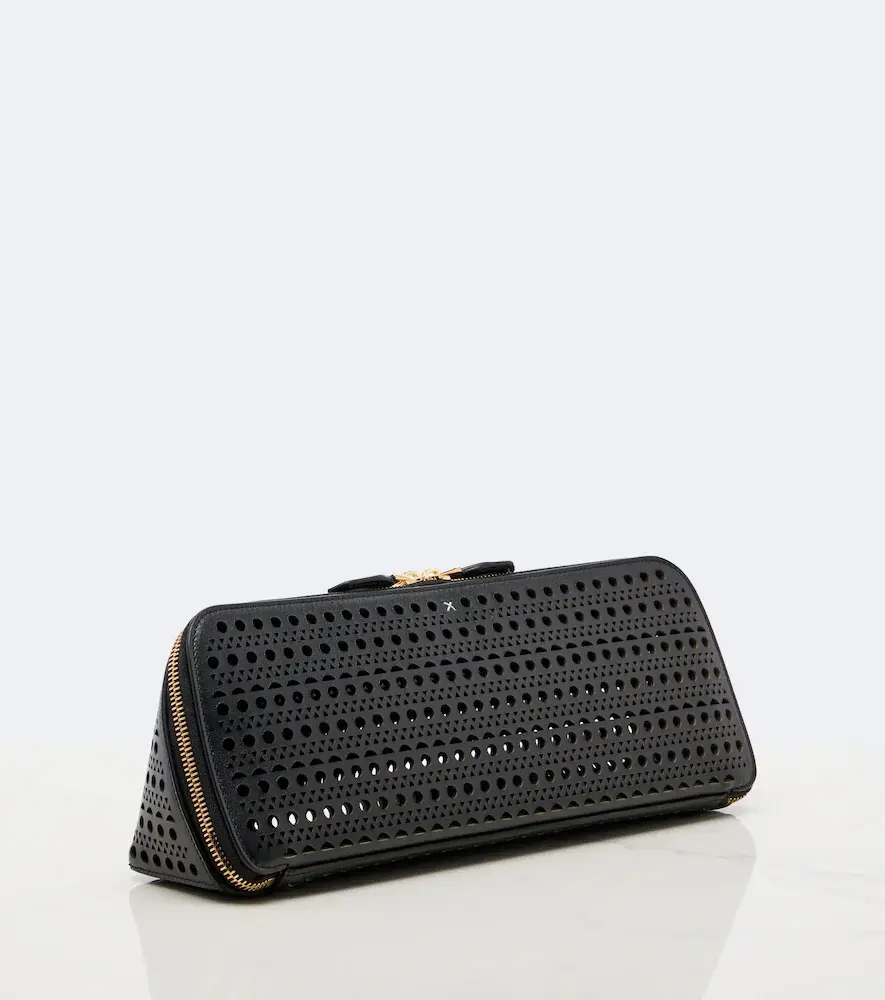 Alaïa Alaïa Delta Small leather clutch | Thumbnail 4 Alaïa Alaïa Delta Small leather clutch | Thumbnail 4