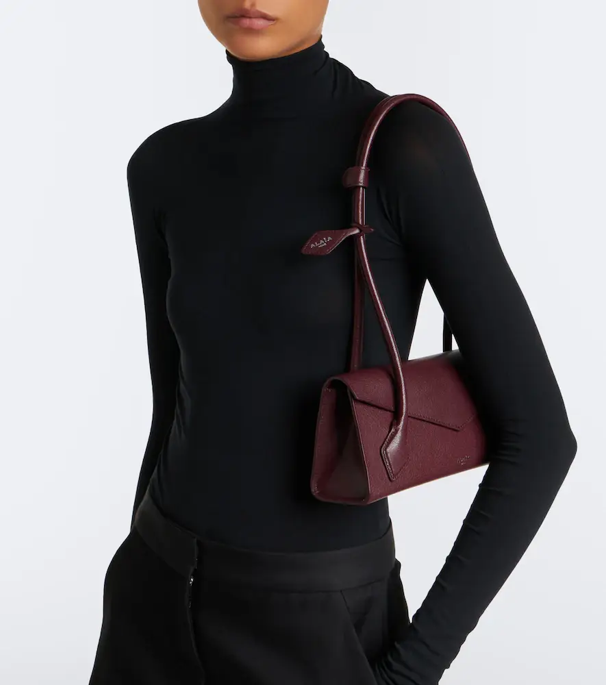 Alaïa Alaïa Le Teckel Small leather shoulder bag | Thumbnail 6 Alaïa Alaïa Le Teckel Small leather shoulder bag | Thumbnail 6