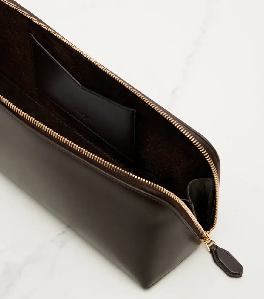 Alaïa Alaïa Delta Small leather clutch | Thumbnail 4 Alaïa Alaïa Delta Small leather clutch | Thumbnail 4