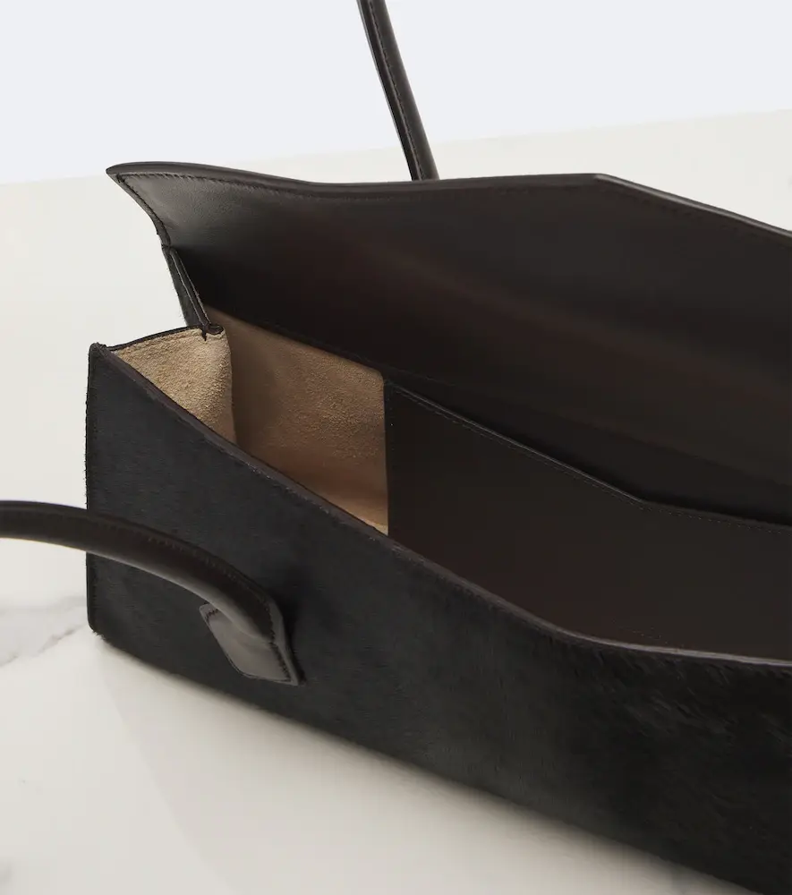 Alaïa Alaïa Le Teckel Medium calf hair shoulder bag | Thumbnail 3 Alaïa Alaïa Le Teckel Medium calf hair shoulder bag | Thumbnail 3