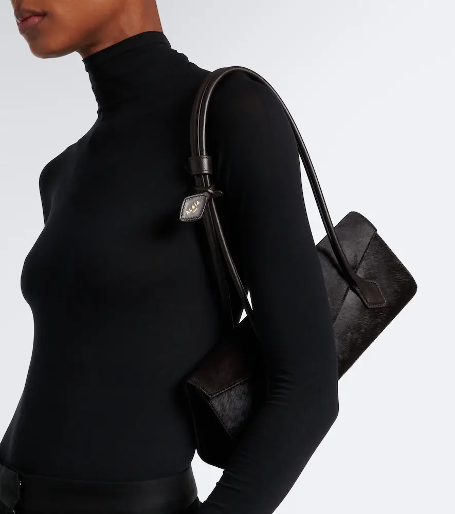 Alaïa Alaïa Le Teckel Medium calf hair shoulder bag | Thumbnail 6 Alaïa Alaïa Le Teckel Medium calf hair shoulder bag | Thumbnail 6