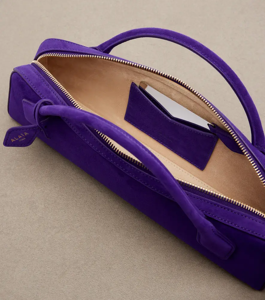 Alaïa Alaïa Le Teckel Small suede clutch | Thumbnail 4 Alaïa Alaïa Le Teckel Small suede clutch | Thumbnail 4