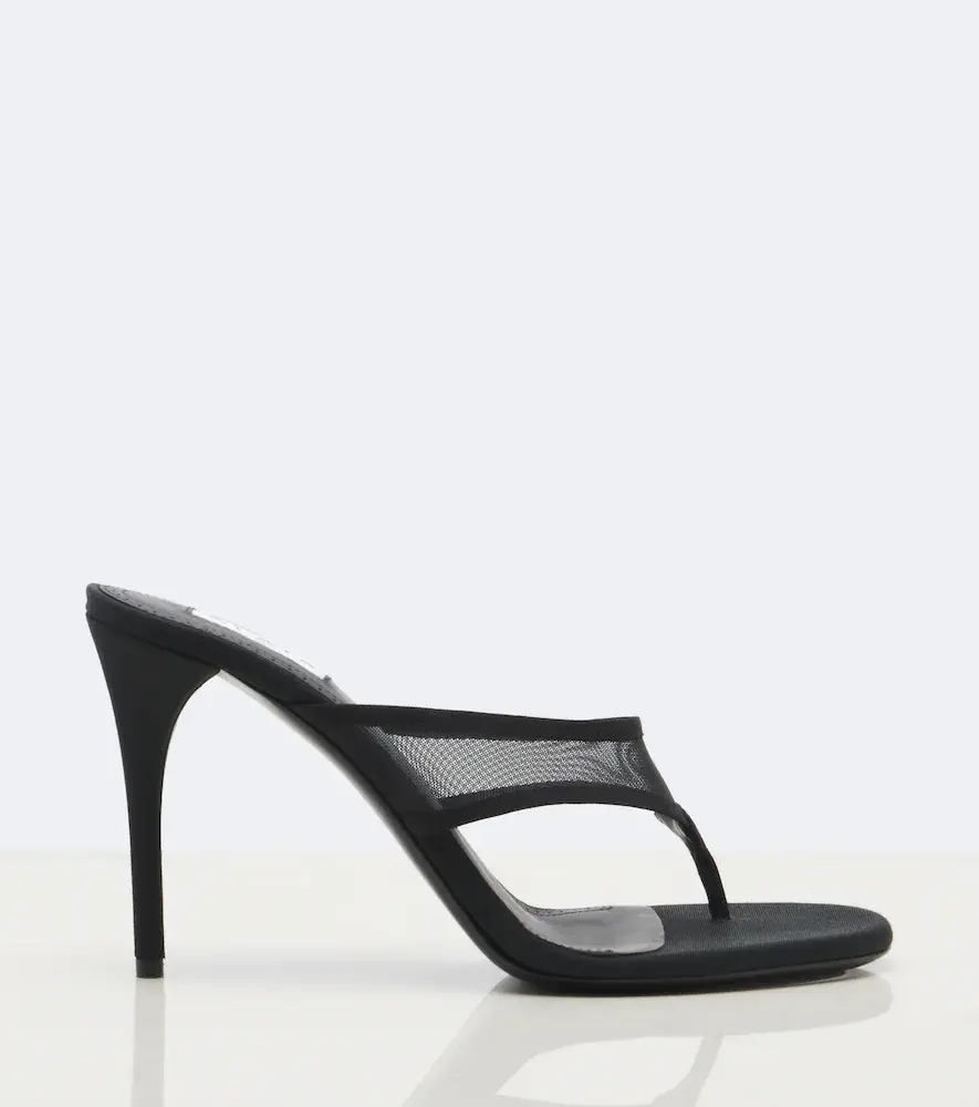 Alaïa Alaïa Mesh thong sandals | Thumbnail 4