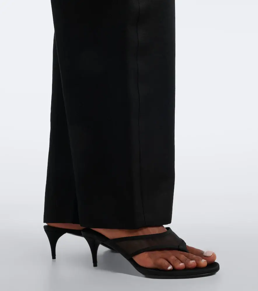 ALAÏA Mesh thong sandals | Thumbnail 5 ALAÏA Mesh thong sandals | Thumbnail 5