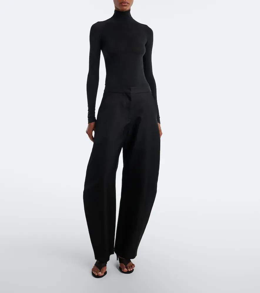 ALAÏA Mesh thong sandals | Thumbnail 6 ALAÏA Mesh thong sandals | Thumbnail 6