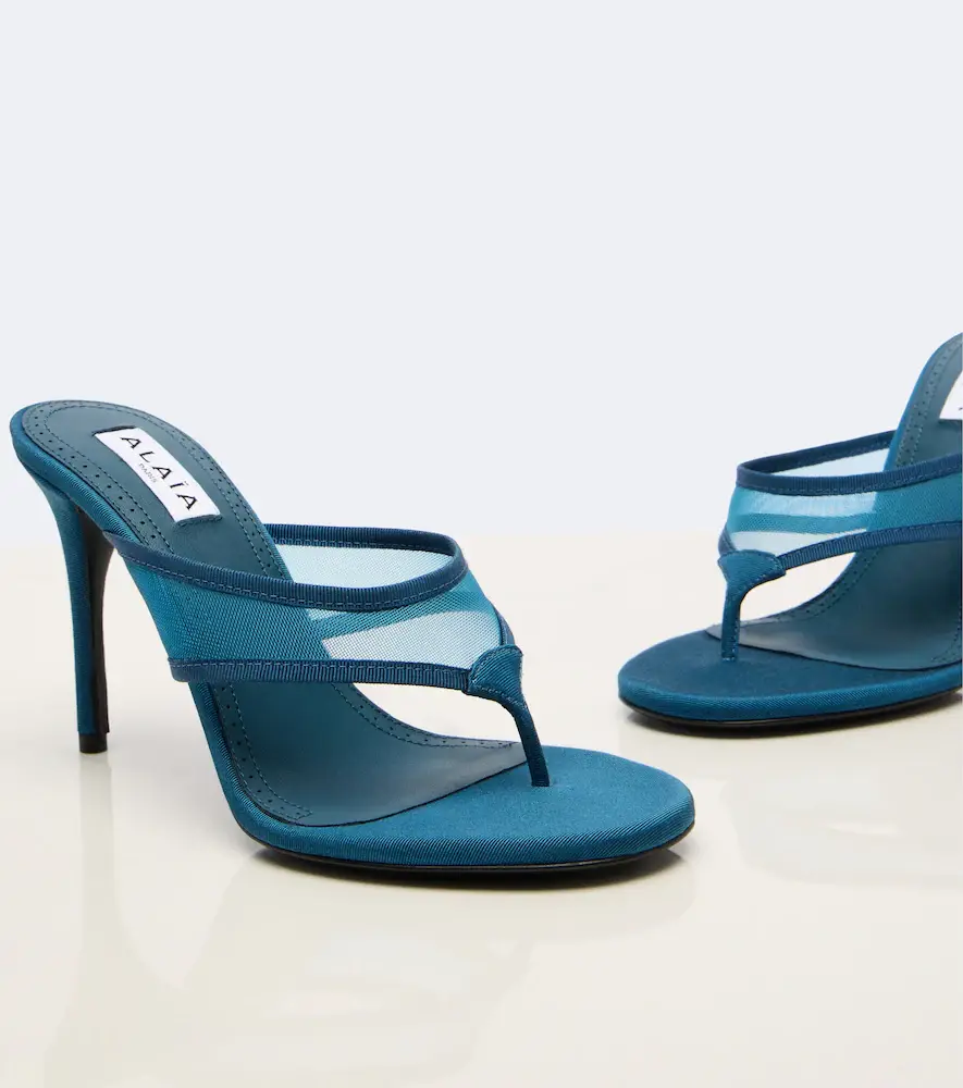 Alaïa Alaïa Infra tulle thong sandals | Thumbnail 4 Alaïa Alaïa Infra tulle thong sandals | Thumbnail 4
