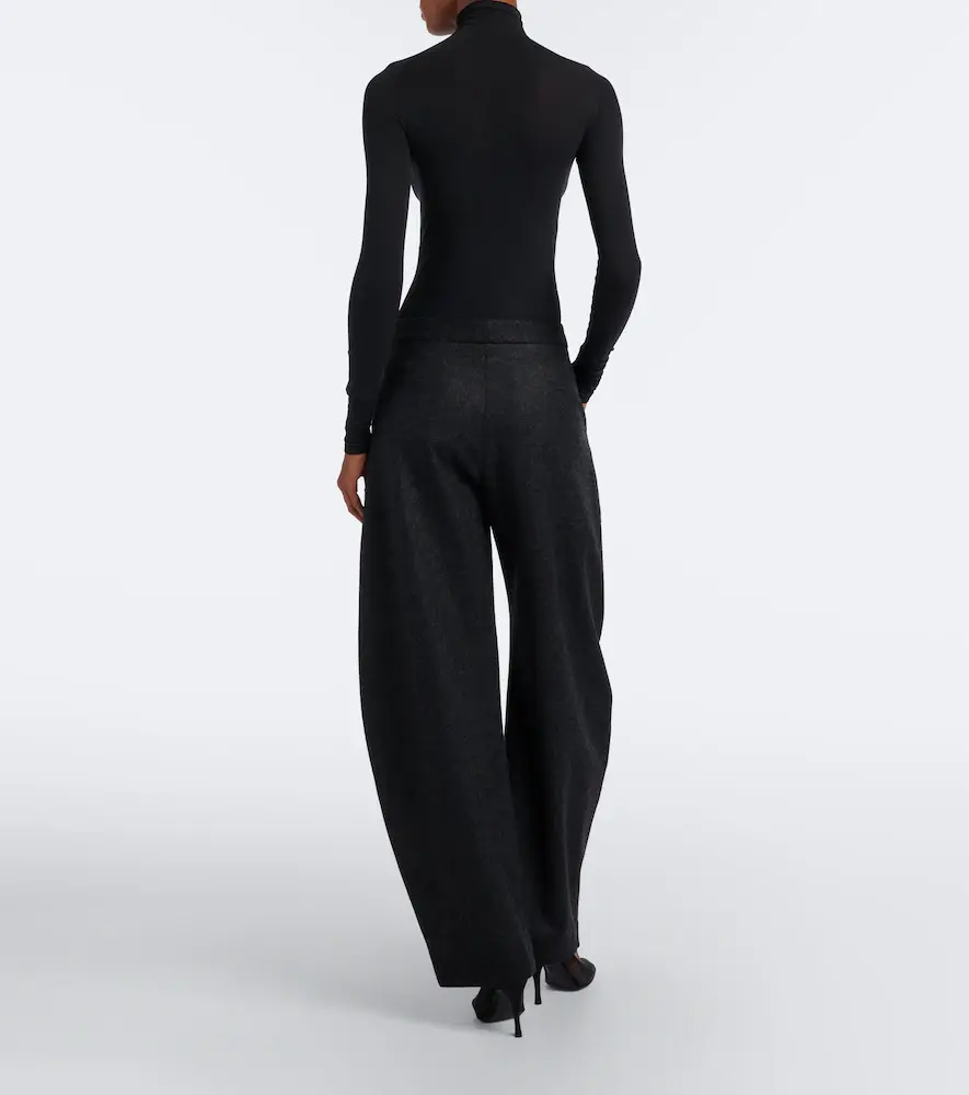 ALAÏA Virgin wool barrel-leg pants | Thumbnail 2