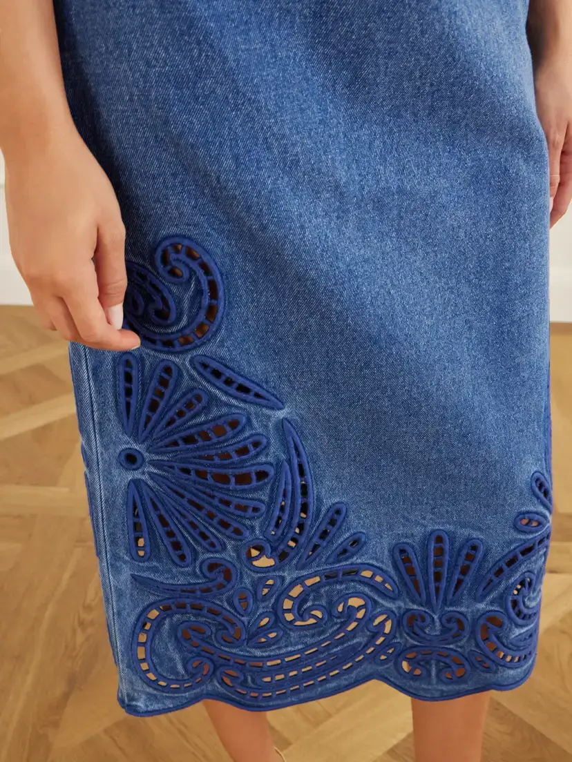 Ulla Johnson The Jane Eyelet Broderie Anglaise Denim Midi Dress | Thumbnail 4 Ulla Johnson The Jane Eyelet Broderie Anglaise Denim Midi Dress | Thumbnail 4