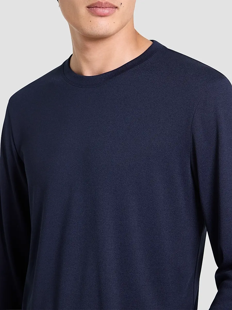 Theory Men's Essential Long-Sleeved Crewneck T-Shirt | Thumbnail 5