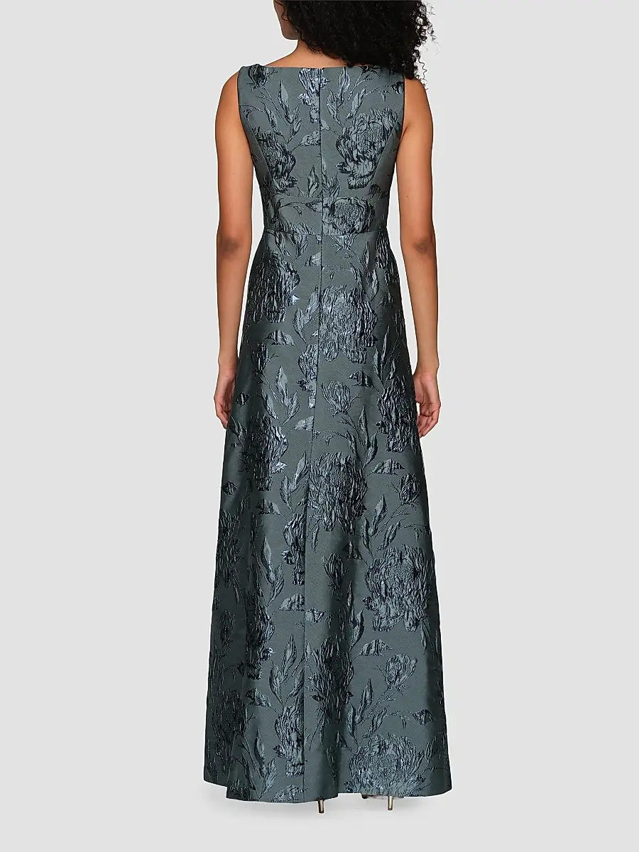 Kay Unger Women's Guilietta Metallic Rose Jacquard Gown | Thumbnail 4 Kay Unger Women's Guilietta Metallic Rose Jacquard Gown | Thumbnail 4