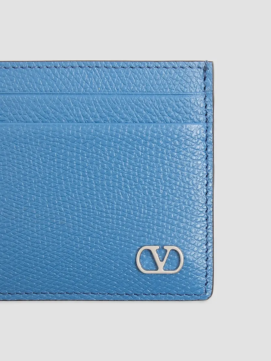 Valentino Men's VLogo Signature Cardholder in Grainy Calfskin - Sky Blue | Thumbnail 5 Valentino Men's VLogo Signature Cardholder in Grainy Calfskin - Sky Blue | Thumbnail 5