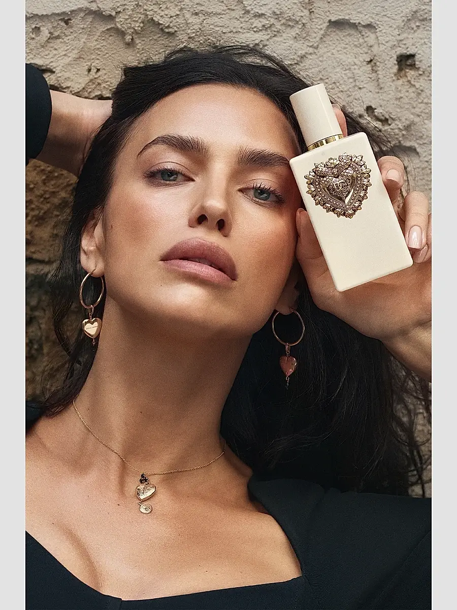Dolce & Gabbana Your Devotion Eau de Parfum Intense | Thumbnail 7 Dolce & Gabbana Your Devotion Eau de Parfum Intense | Thumbnail 7