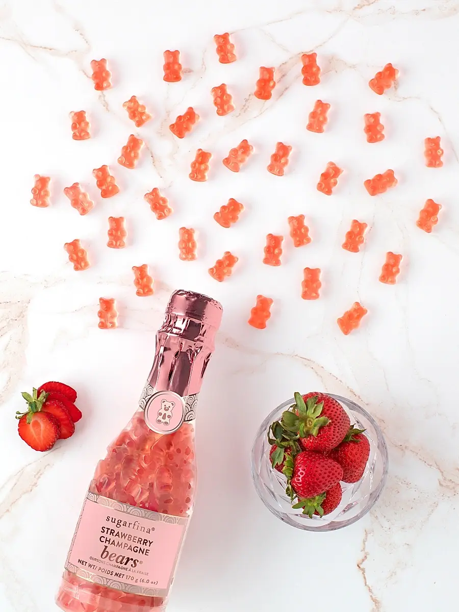 Sugarfina StrawberryChampagne BearsCelebration Bottle | Thumbnail 3 Sugarfina StrawberryChampagne BearsCelebration Bottle | Thumbnail 3