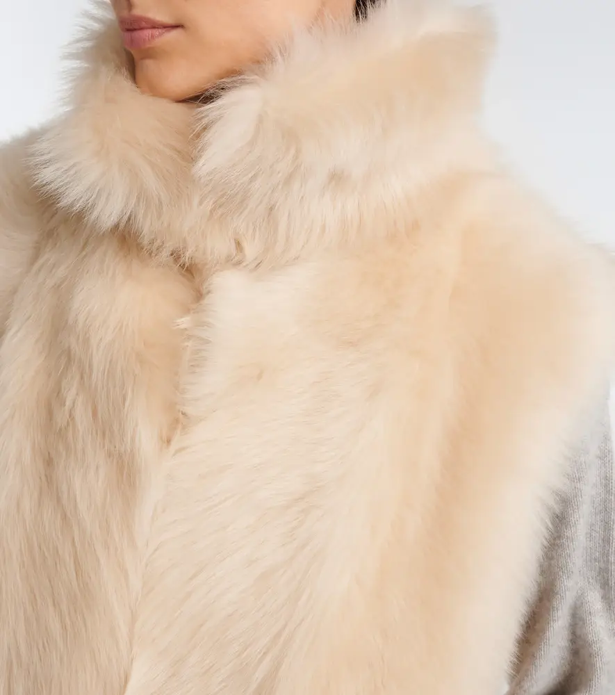 ELEVENTY Shearling vest | Thumbnail 3 ELEVENTY Shearling vest | Thumbnail 3