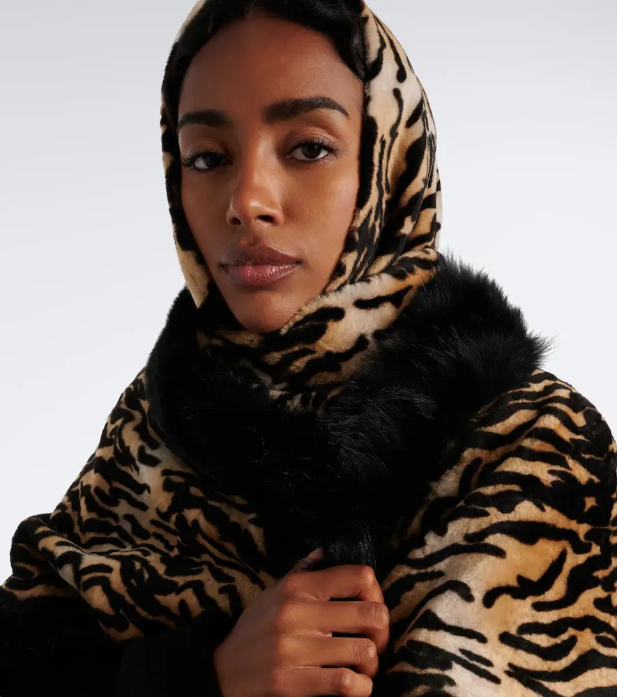 Nour Hammour Printed leather and shearling hood | Thumbnail 5