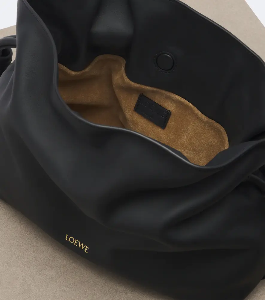 Loewe Flamenco Medium leather clutch | Thumbnail 4