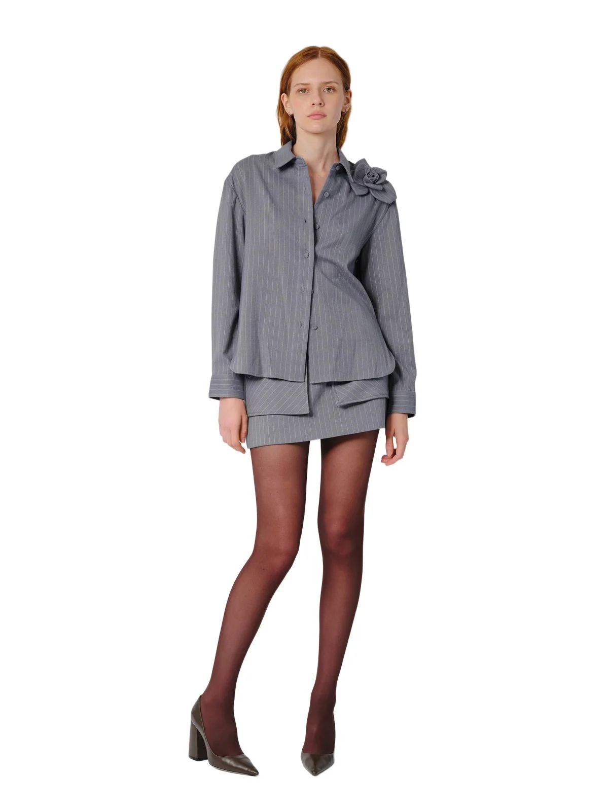The Flor shirt in grey pinstripe