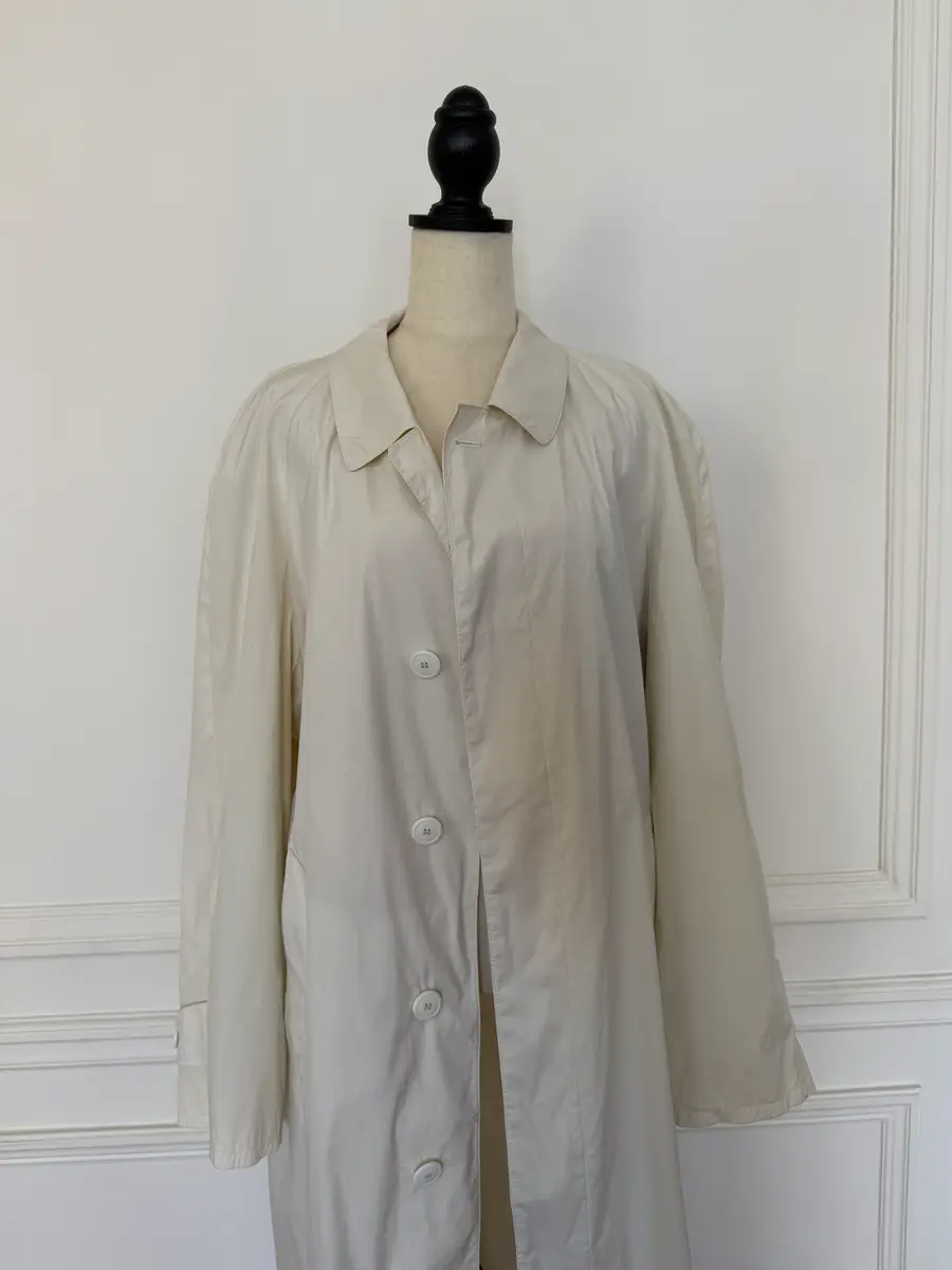 Jen Wonders Studio Ivory Lightweight Coat | Thumbnail 2 Jen Wonders Studio Ivory Lightweight Coat | Thumbnail 2