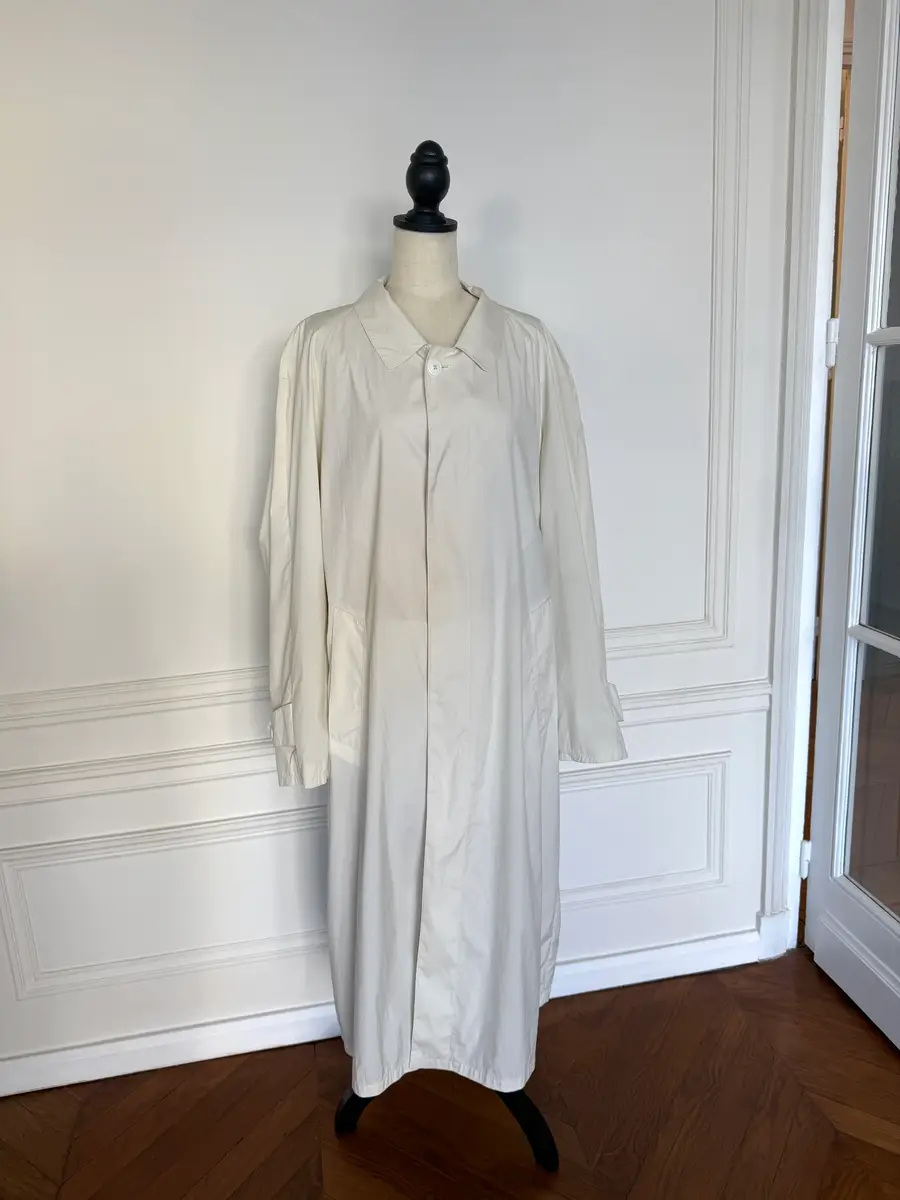 Jen Wonders Studio Ivory Lightweight Coat | Thumbnail 3 Jen Wonders Studio Ivory Lightweight Coat | Thumbnail 3