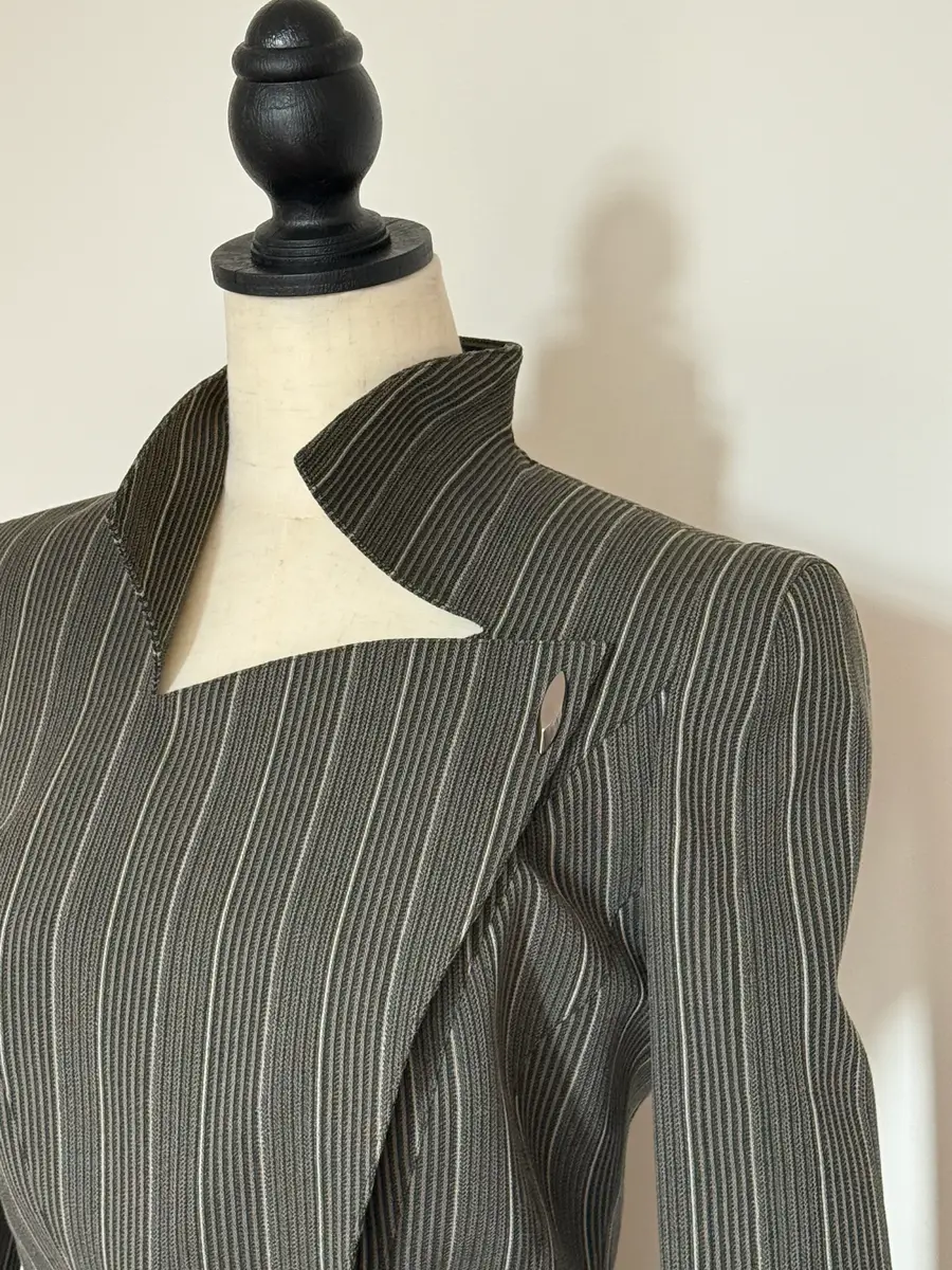 Jen Wonders Studio Pinstripe Mugler Blazer | Thumbnail 3 Jen Wonders Studio Pinstripe Mugler Blazer | Thumbnail 3
