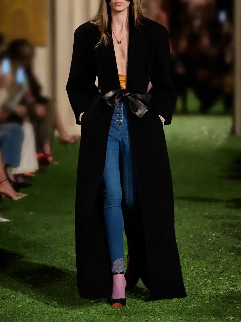 Valentino Garavani Belted Leather-trimmed Wool And Cashmere-blend Coat - Black | Thumbnail 5