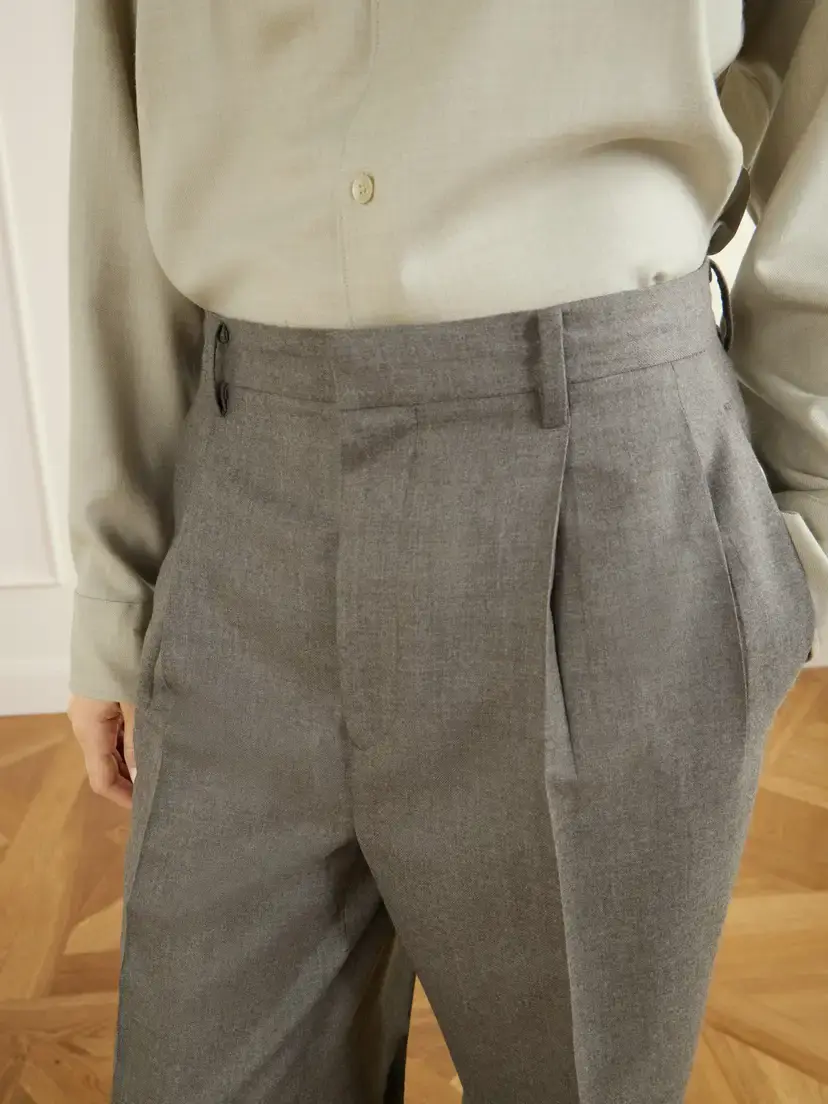 Auralee Pleated Wool Straight-leg Pants | Thumbnail 5
