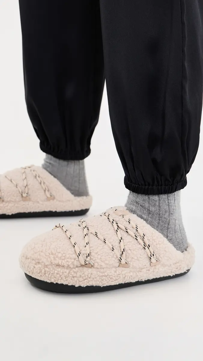 Moon Boot Teddy Sherpa Slippers | Thumbnail 3 Moon Boot Teddy Sherpa Slippers | Thumbnail 3