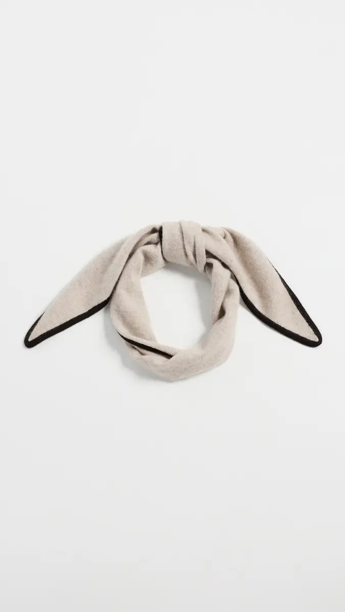 Lisa Yang Chelsea Cashmere Scarf | Thumbnail 4 Lisa Yang Chelsea Cashmere Scarf | Thumbnail 4