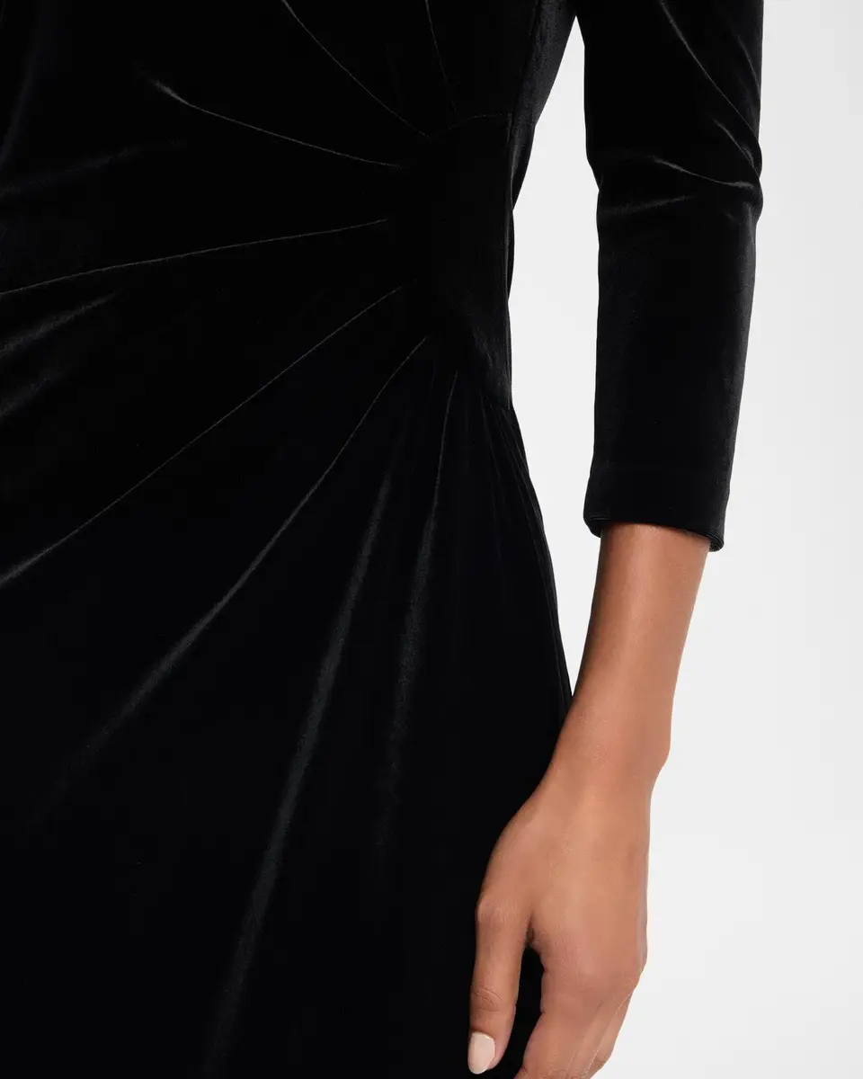 Rickie Freeman for Teri Jon Off-Shoulder Stretch Vevlet Column Gown | Thumbnail 5