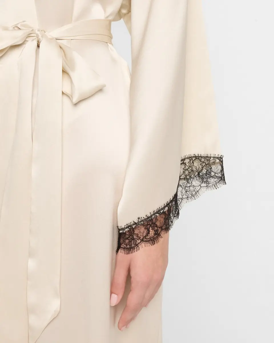 Kiki de Montparnasse Lace-Trim Silk Robe | Thumbnail 5 Kiki de Montparnasse Lace-Trim Silk Robe | Thumbnail 5