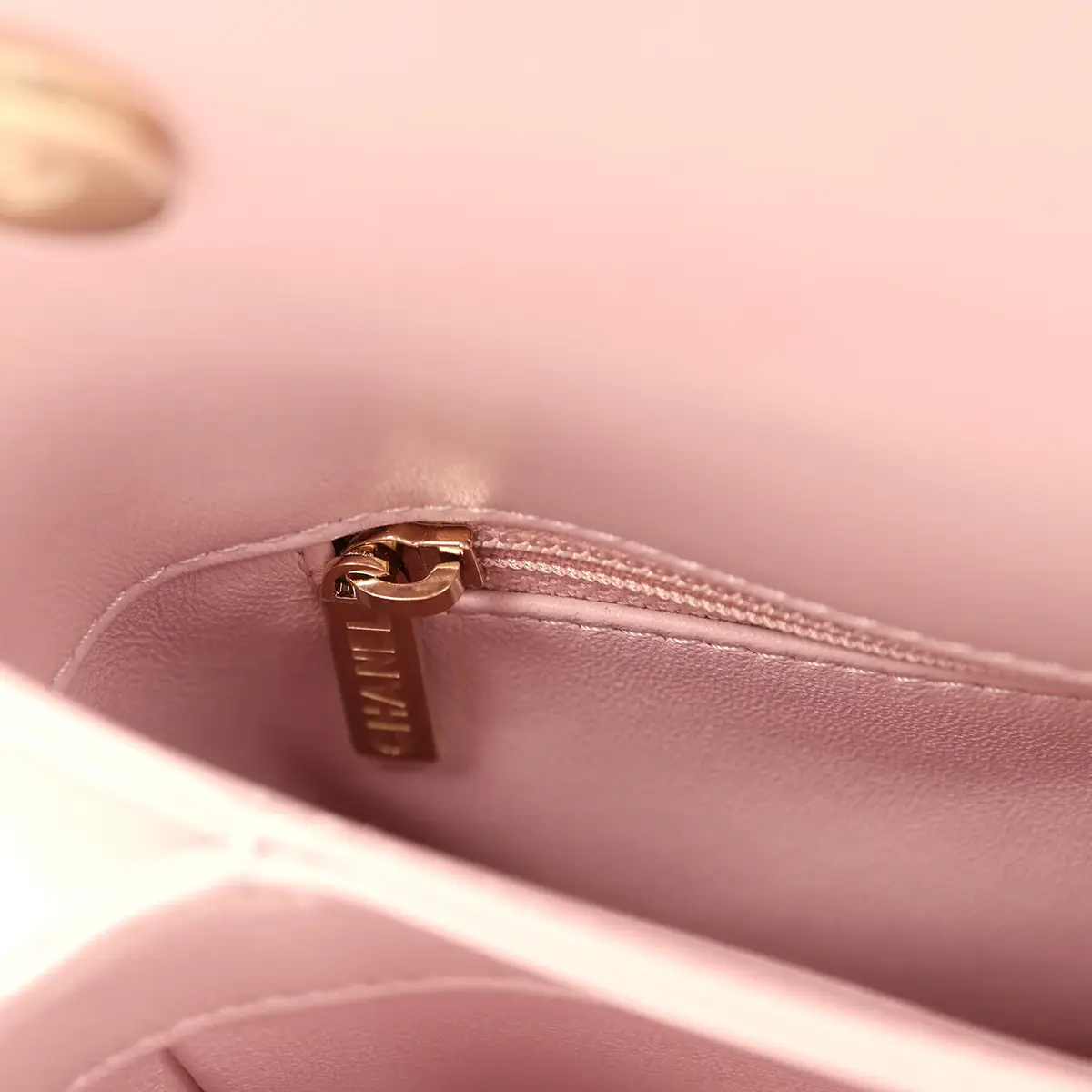 Chanel Chanel Medium Trendy CC Top Handle Flap Light Pink Lambskin Light Gold Hardware | Thumbnail 13 Chanel Chanel Medium Trendy CC Top Handle Flap Light Pink Lambskin Light Gold Hardware | Thumbnail 13