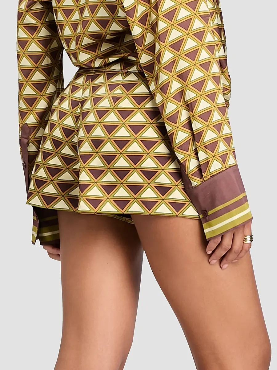 Retrofête Women's Kourt Printed Satin Shorts | Thumbnail 3 Retrofête Women's Kourt Printed Satin Shorts | Thumbnail 3