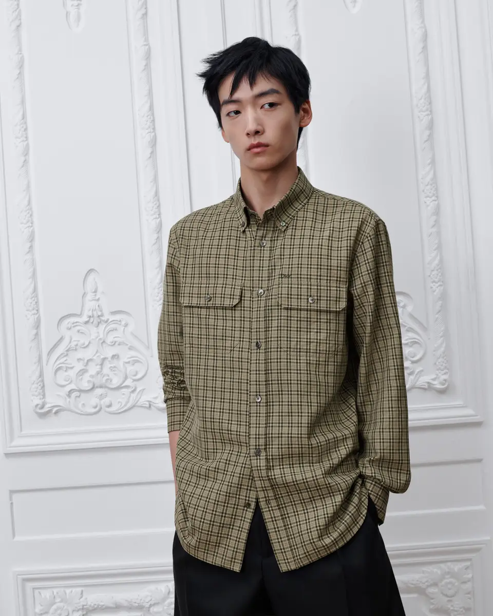 Dior Shirt with Buttoned Collar | Thumbnail 2