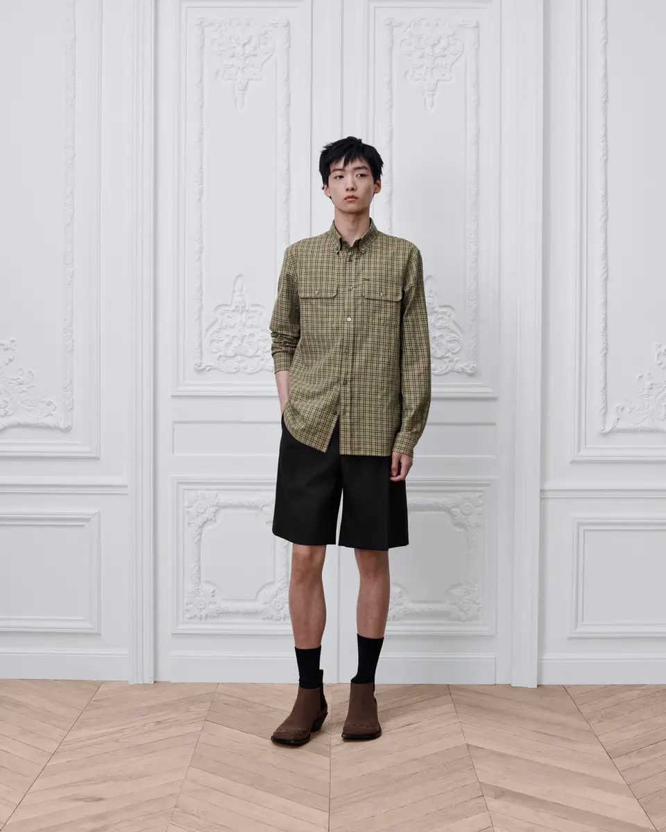 Dior Shirt with Buttoned Collar | Thumbnail 3