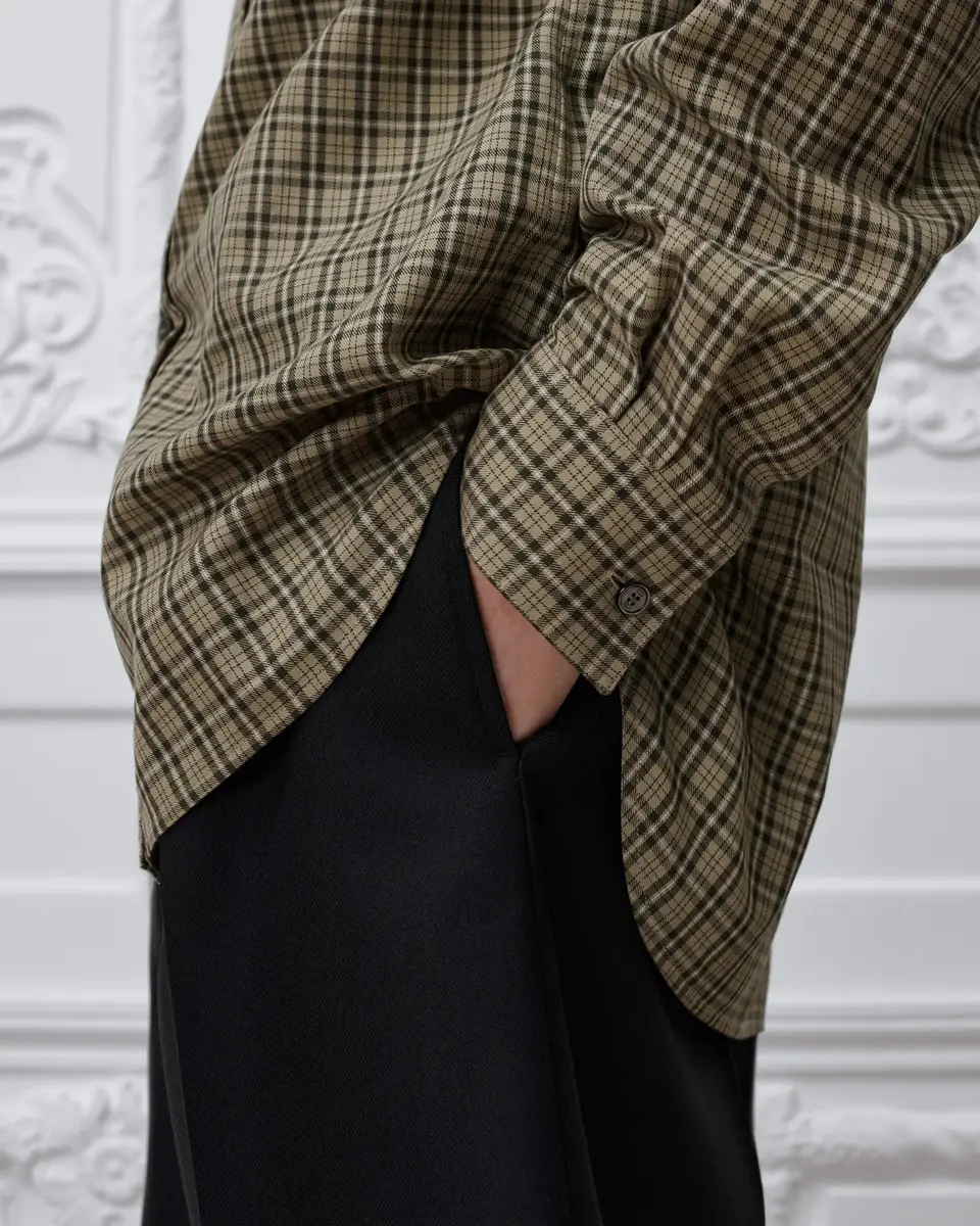 Dior Shirt with Buttoned Collar | Thumbnail 6